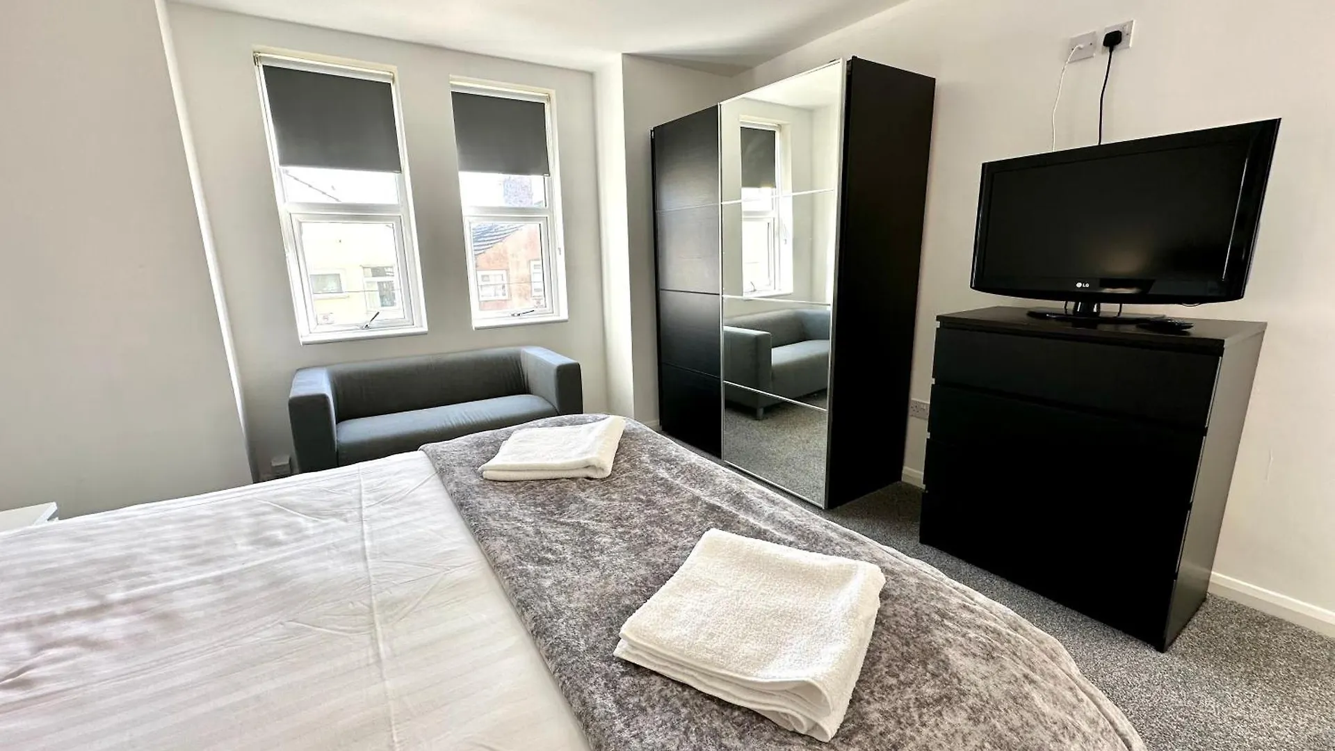 Sienna Family Holiday Apartments By Blackpool Service Apartments